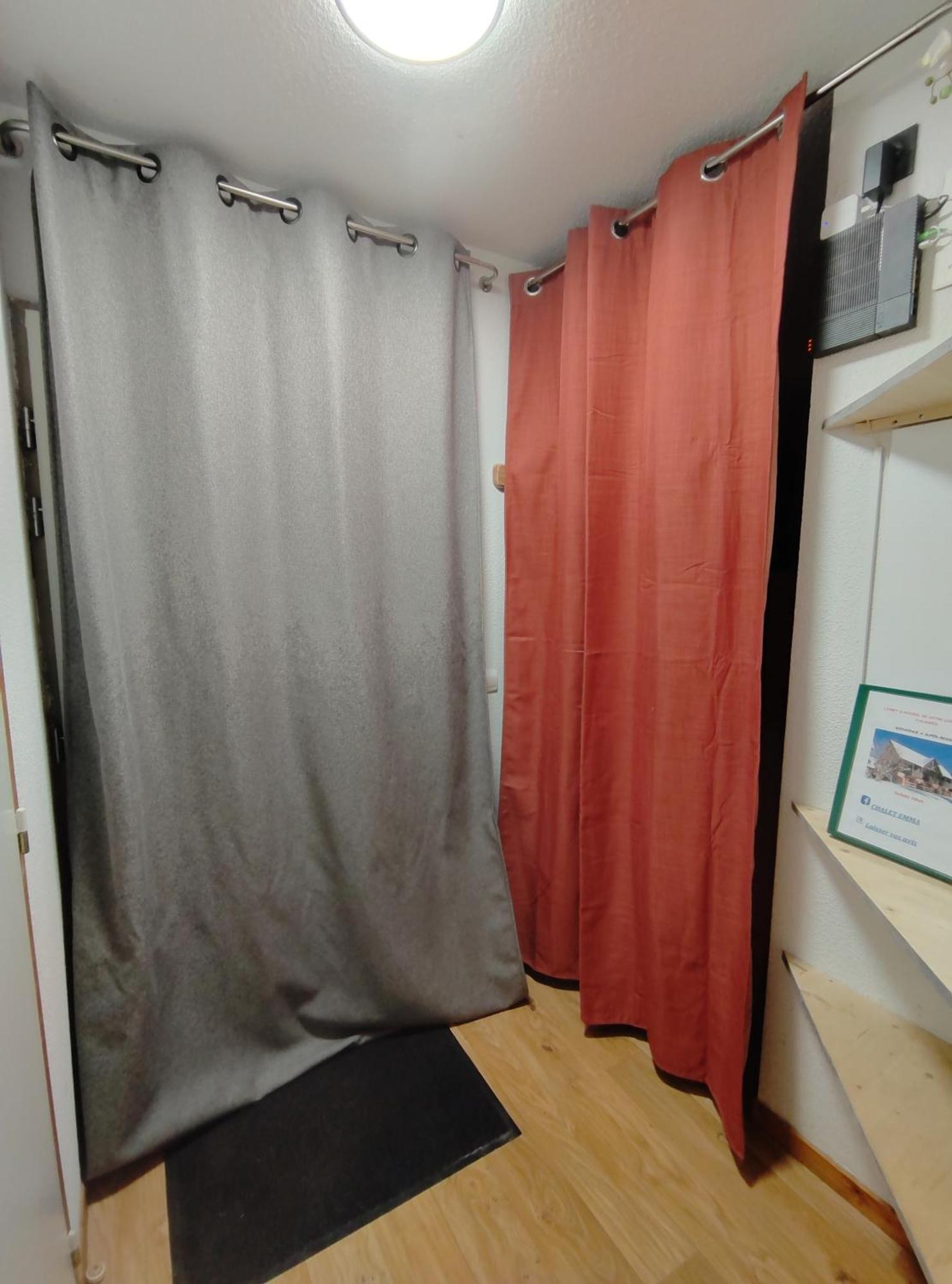 Emma Equipe Et Refait A Neuf Dans 3 Etoiles Apartment